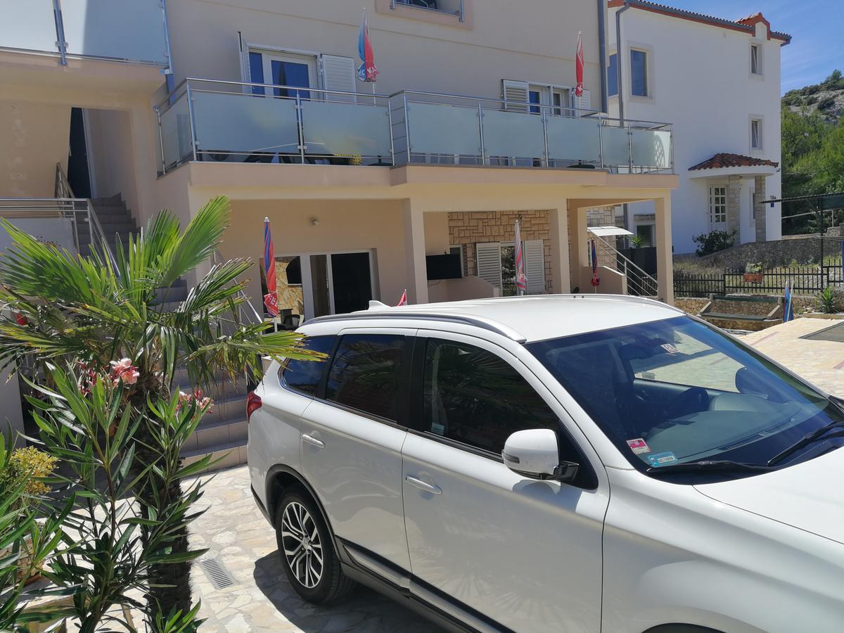 Adria Apartments Sara Ražanj Exterior foto