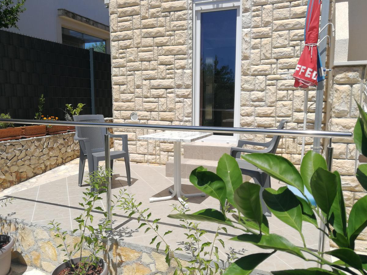 Adria Apartments Sara Ražanj Exterior foto