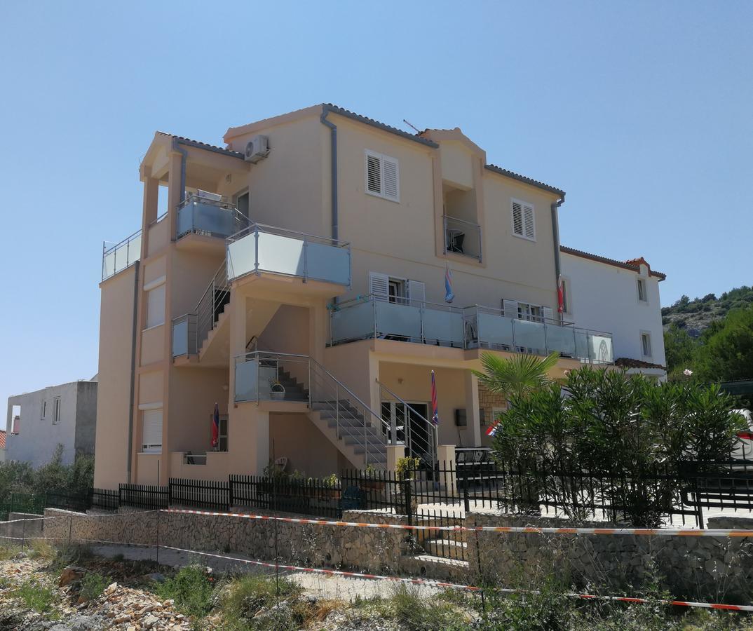 Adria Apartments Sara Ražanj Exterior foto